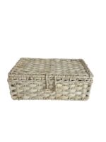 Ladă împletită manual din pănușă, cu capac și cadru metalic – 30 cm