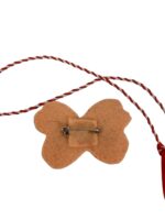 Mărțișor din pâslă tip broșă – lucrat manual, simbol delicat al primăverii - imagine 5