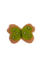 Mărțișor din pâslă tip broșă – lucrat manual, simbol delicat al primăverii